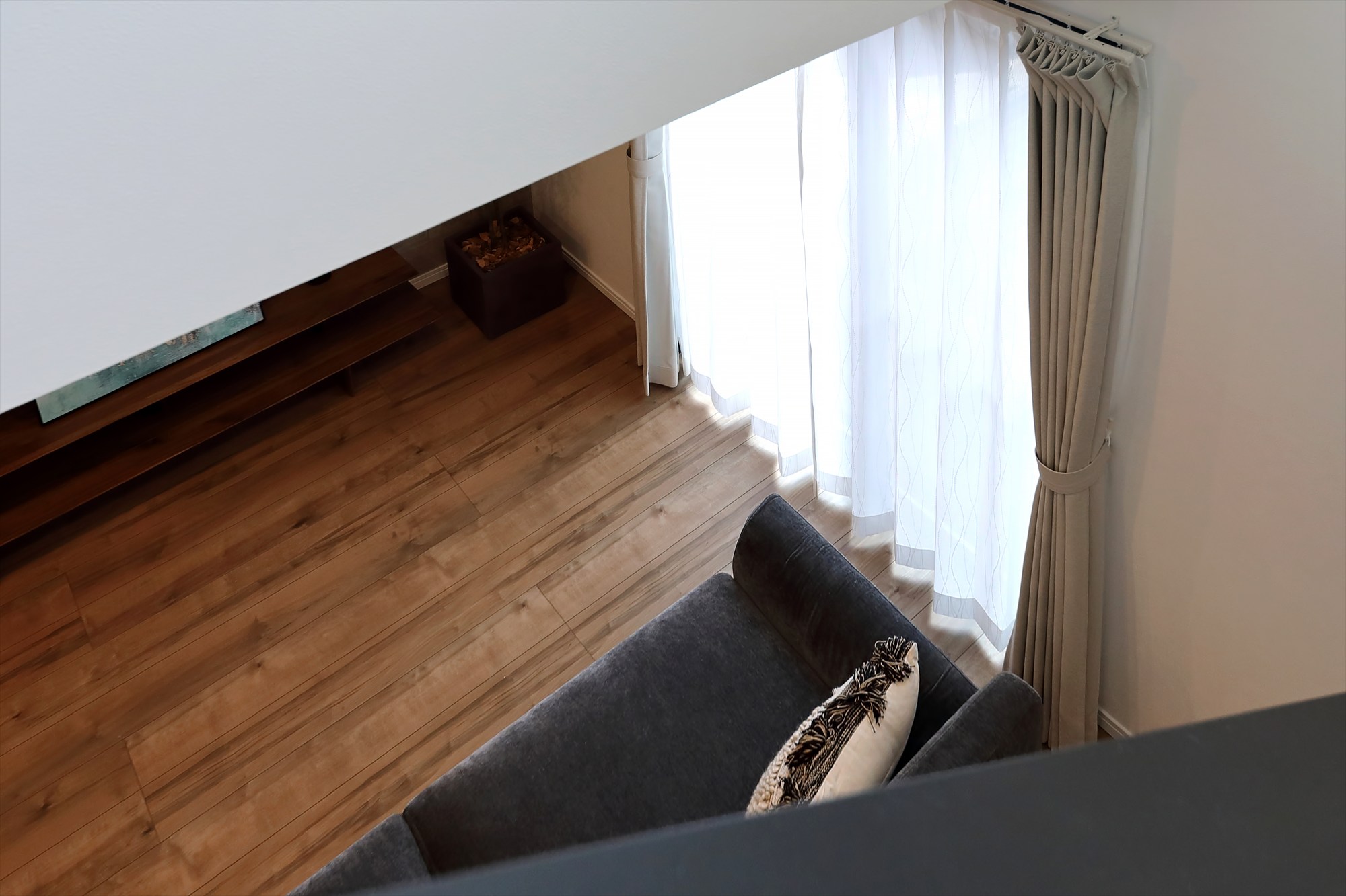 暮らしを引き立てる、上質なシンプルモダン住宅