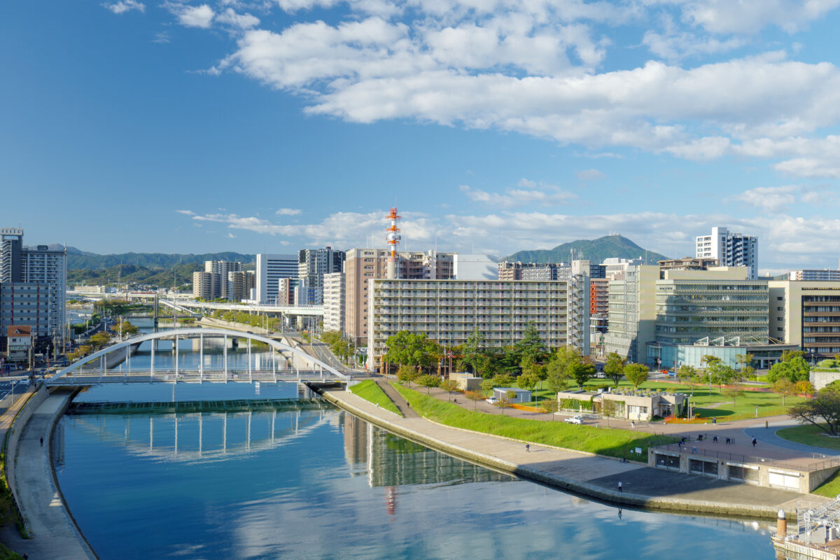 北九州市が子育てしやすいのはなぜ?理由5選と子育て世帯が住宅を選ぶときのポイントを解説|鬼丸ハウス